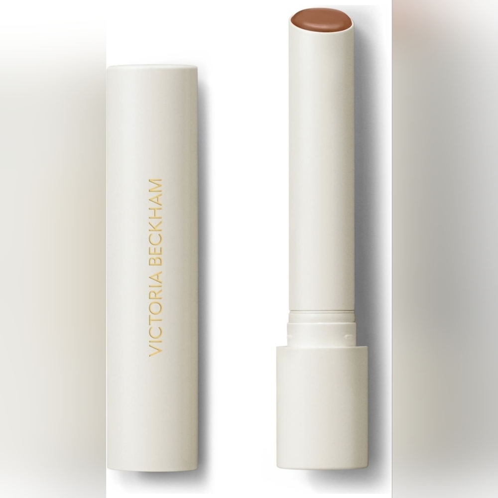 Victoria Beckham Posh balmPosh Balm Nourishing Lip Shine Cannelle - A sheer tan